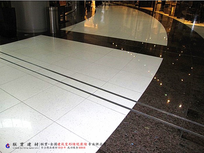 贺州市抗震型地面变形缝安装效果案例